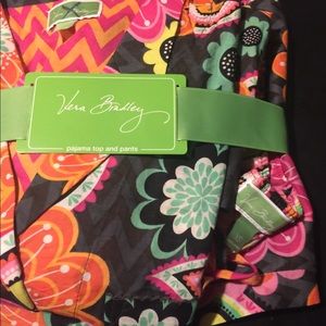 NWT Vera Bradley Ziggy Zinnia pajama set